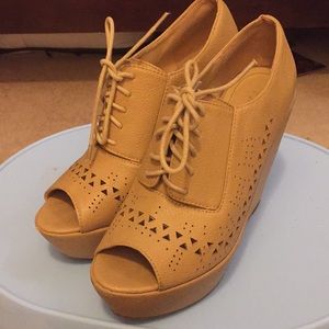 Forever21 Beige Lace Up Wedges